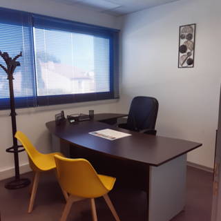 Bureau privé 10 m² 1 poste Location bureau Rue du Moulinas Cabestany 66330 - photo 3